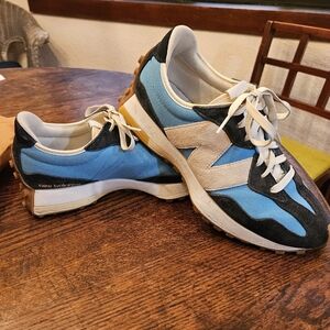 EUC New Balance 327 Tonal Blue Sz 10